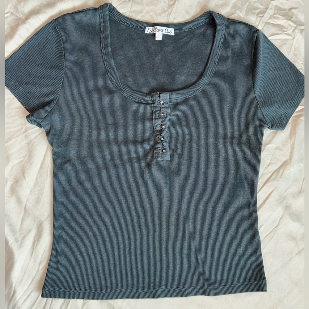 Rebellious One Charcoal Ribbed Button-Up Tee